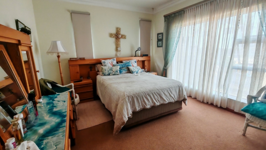 3 Bedroom Property for Sale in Reebok Western Cape